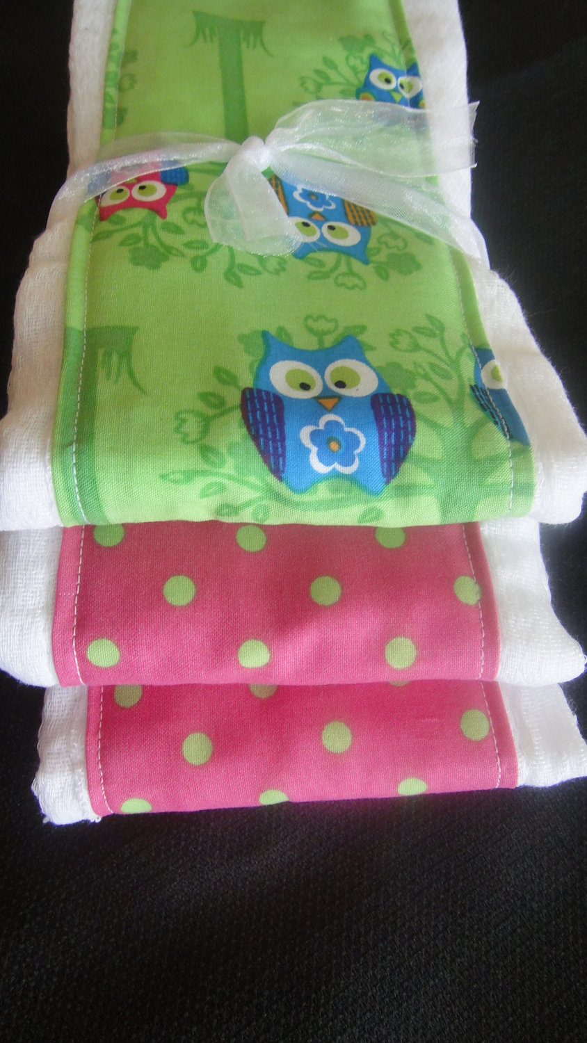 Burp Cloth Set In Pink And Green Owls And Dots Print